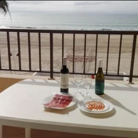 Piso Playa Victoria Apartamento *